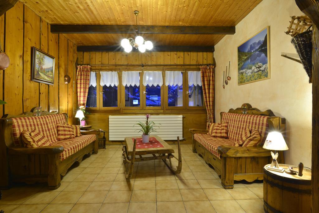 Hotel Le Ferraillon Abondance Exterior foto